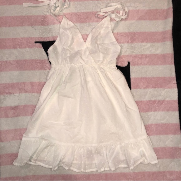 NWT White Dress - Picture 4 of 7
